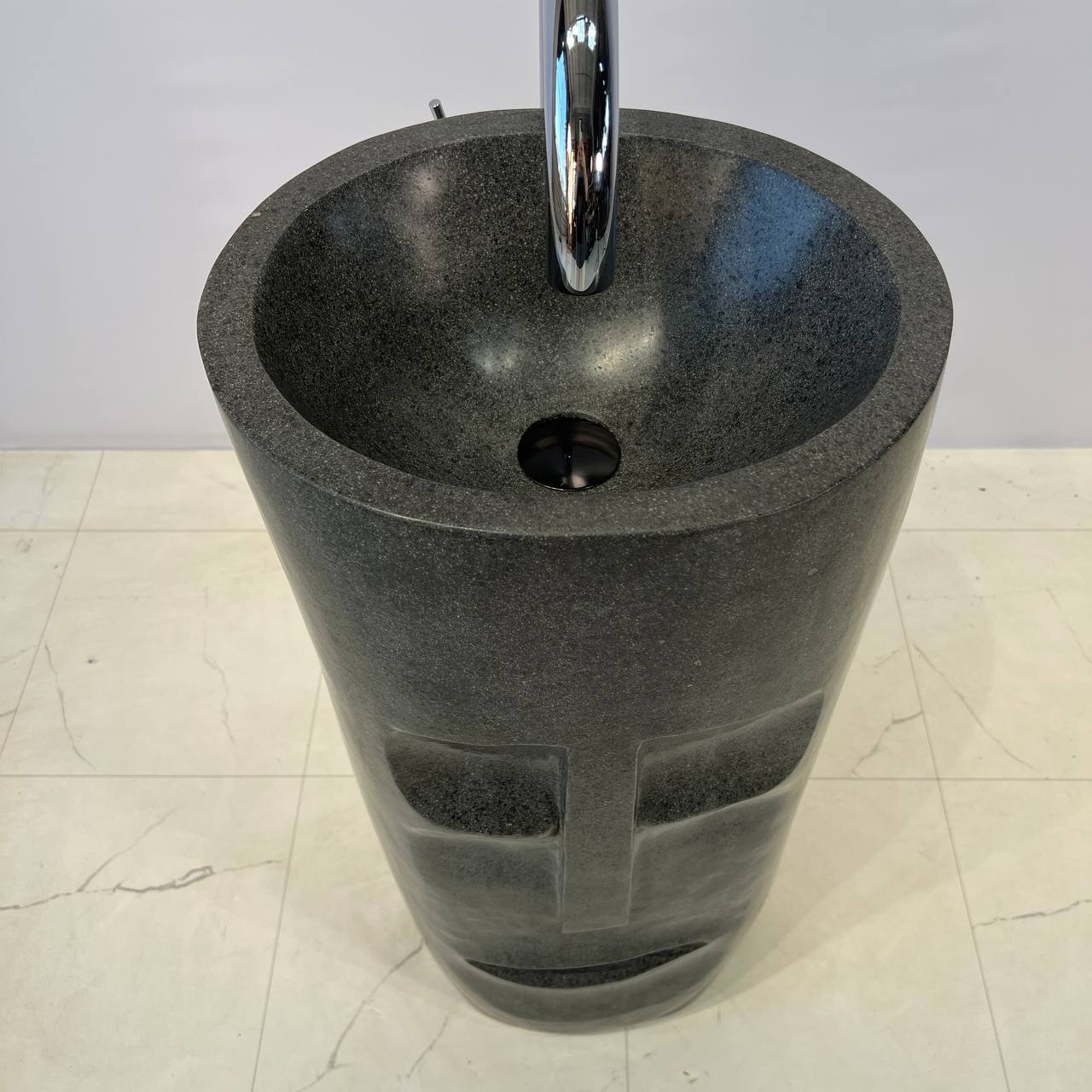 Раковина напольная из речного камня Face RN-67068 40х35х91 из натурального камня