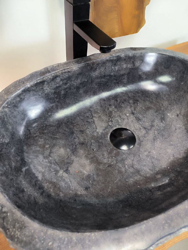 5f52574e-fe4e-4c43-a294-7d969028e5d1