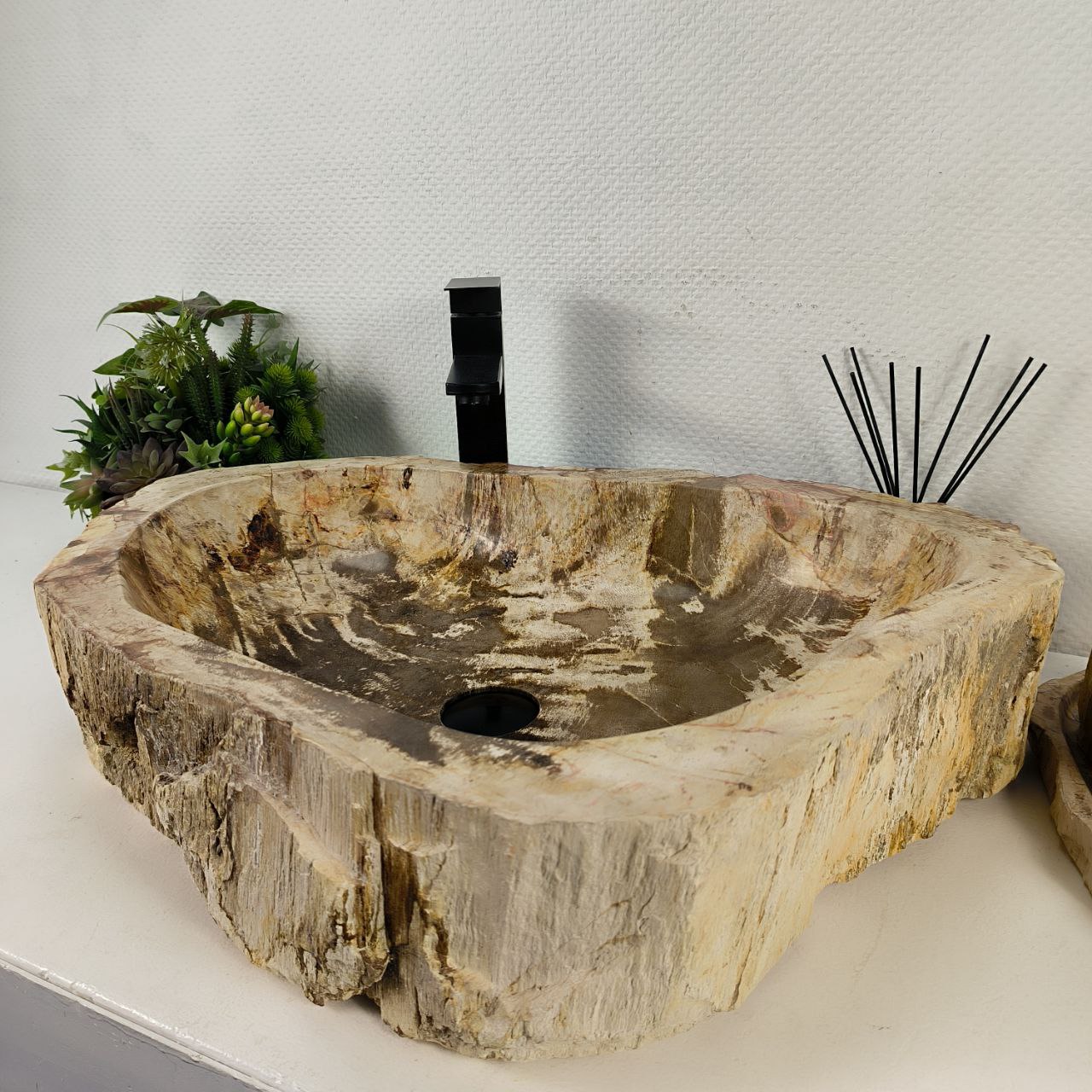 xnvs57rwup5p891cq2346j88w9d3aw1r