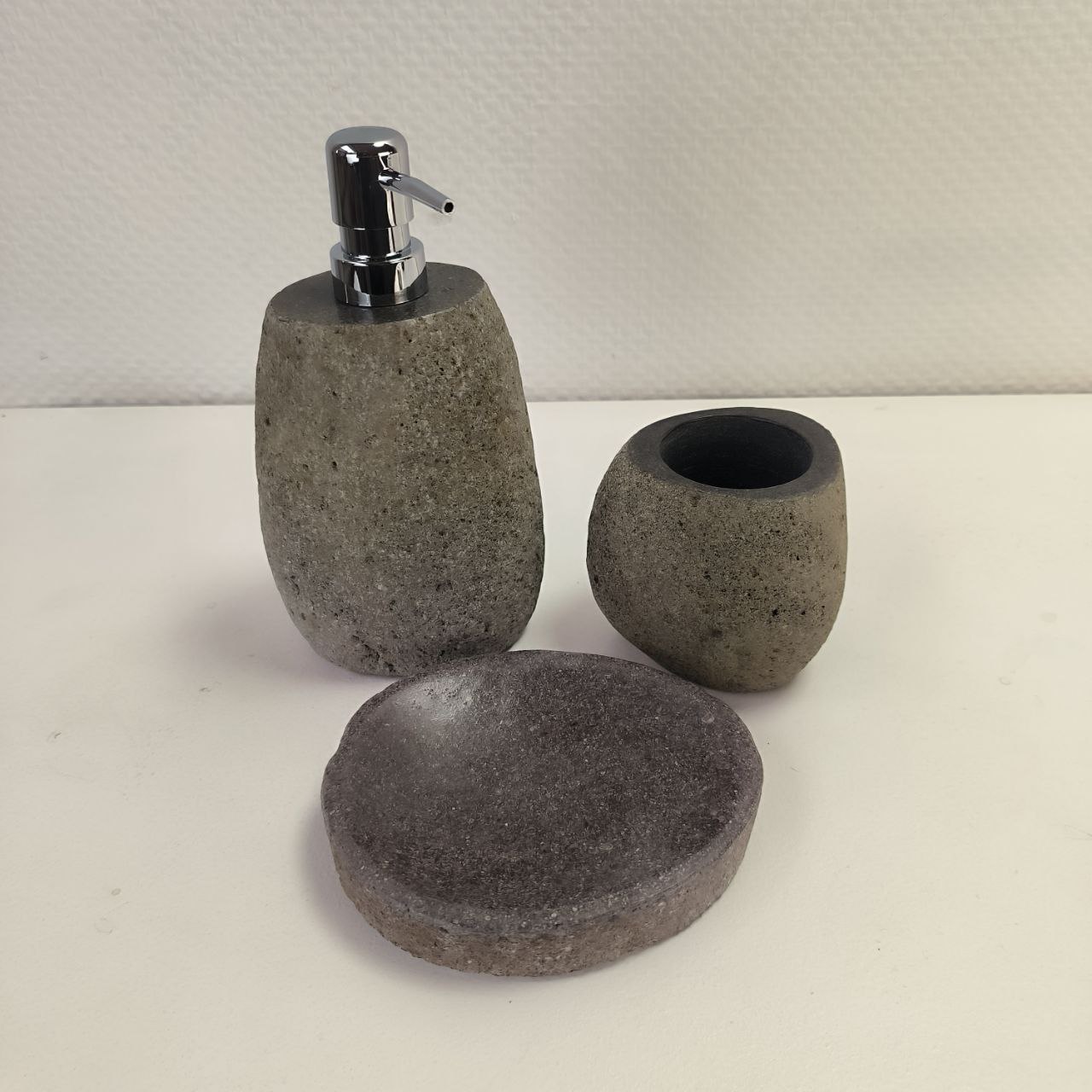 bt5giyin6u16zvi4jx07a90gk9x5kf9z