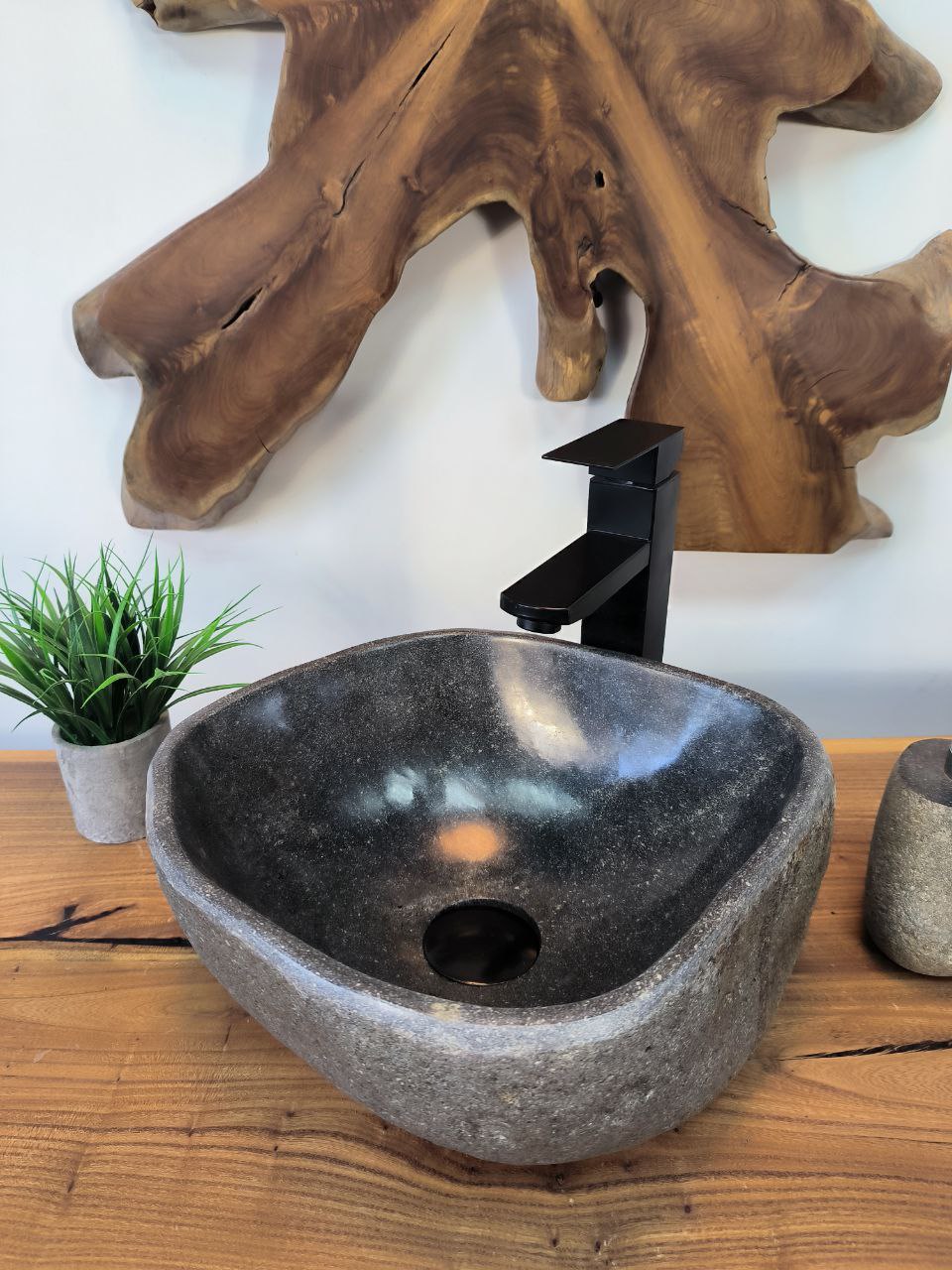 photo_2025-05-16_10-04-28