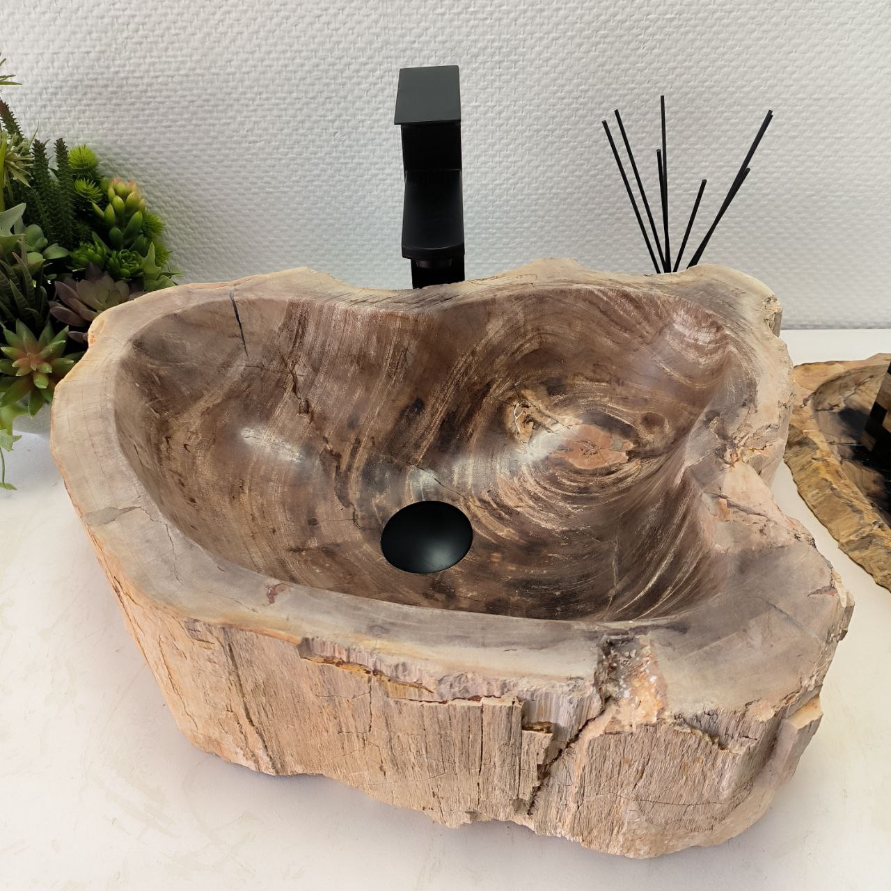 ema7azdgoinije6ep8rvcuc30x9kpryc