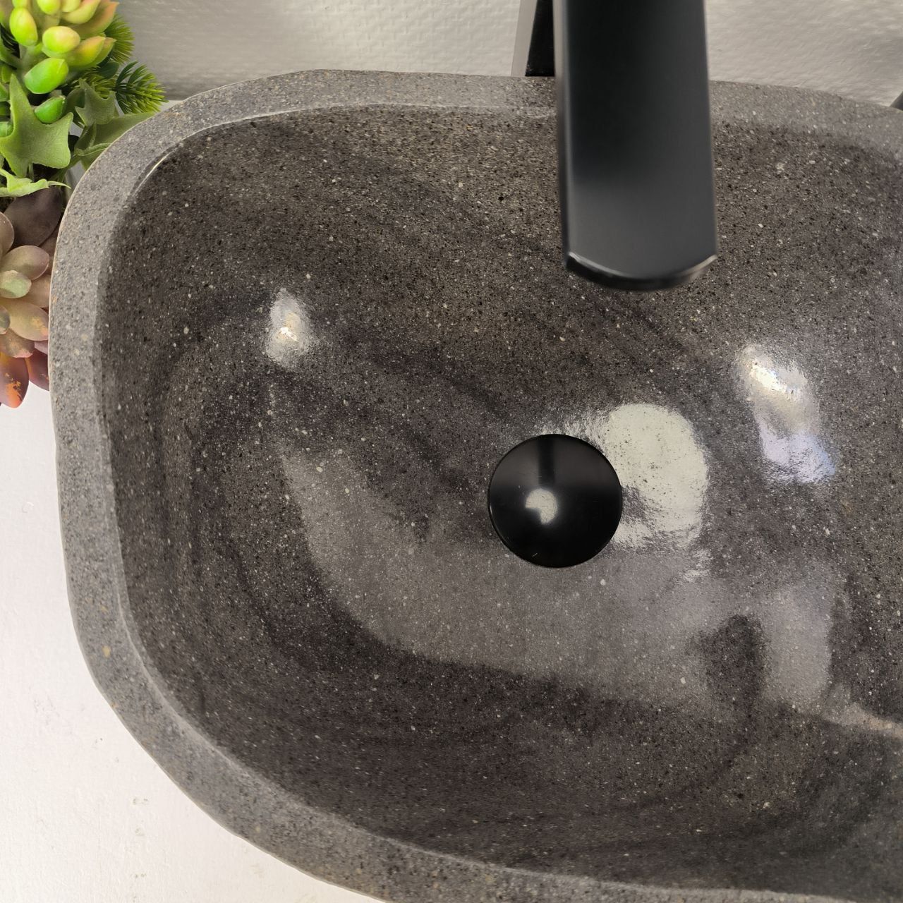 Раковина из речного камня RS-65447 38*31*16 из натурального камня