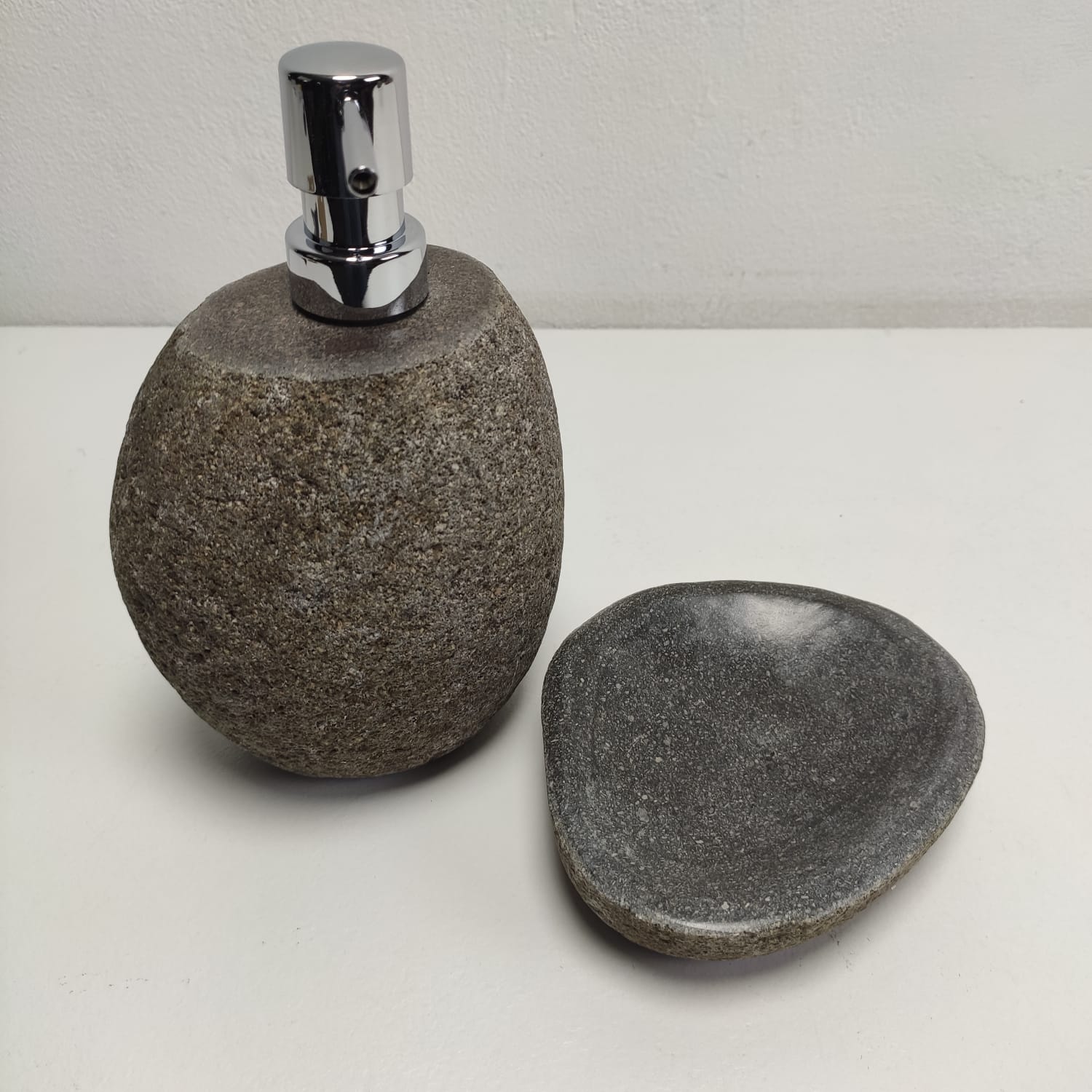 riiuvtyn0il8gcvyqh6xtyau6n7t3o5y