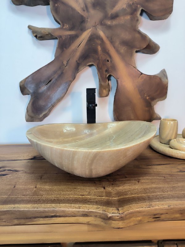 2c12fbb5-82a1-4d73-af21-bada348e977c