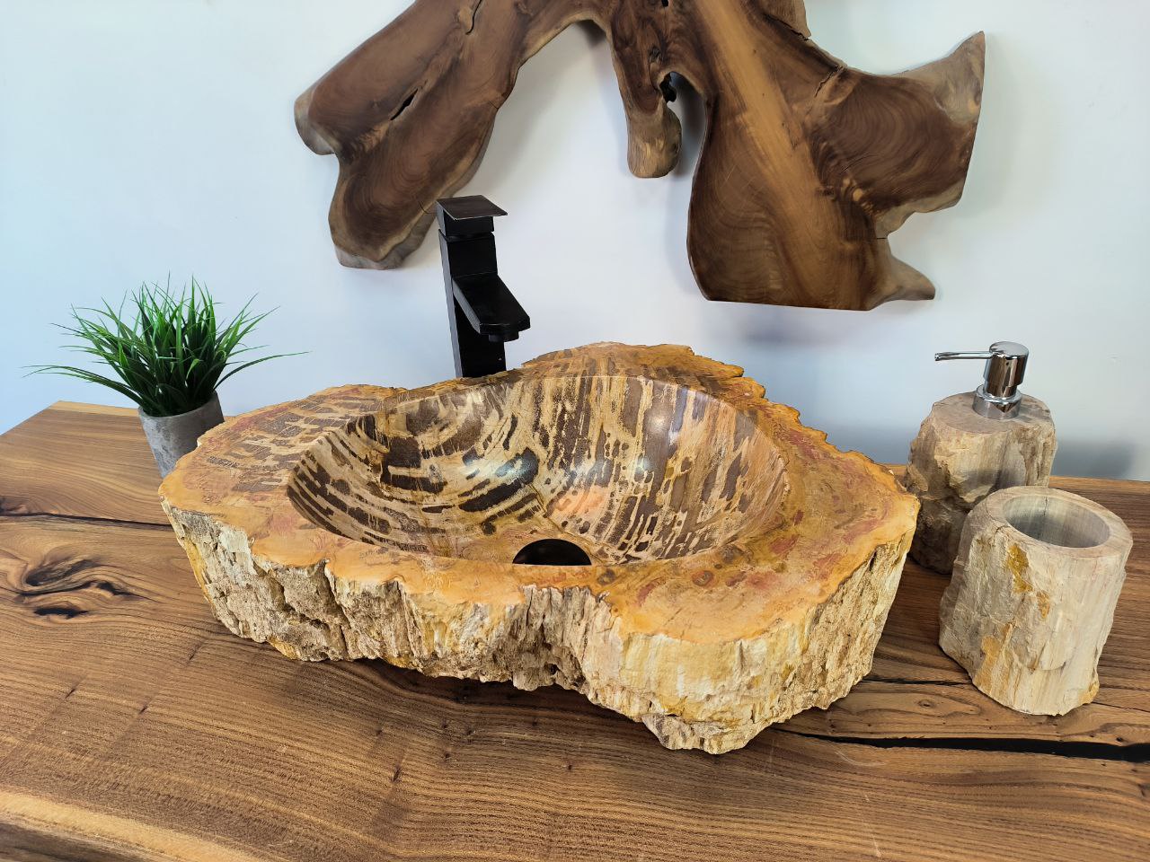 photo_2025-06-16_16-46-32