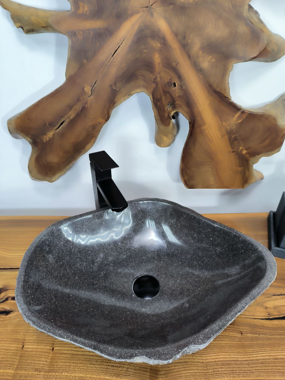 3e8245a8-8fb1-4845-ad40-6813f3615a3a