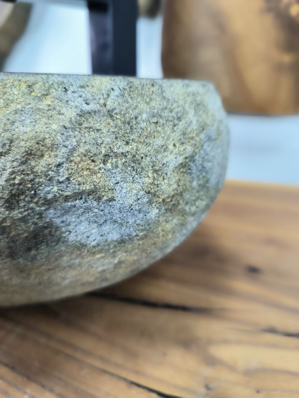 Раковина из речного камня RS-66358 53х35х15 из натурального камня