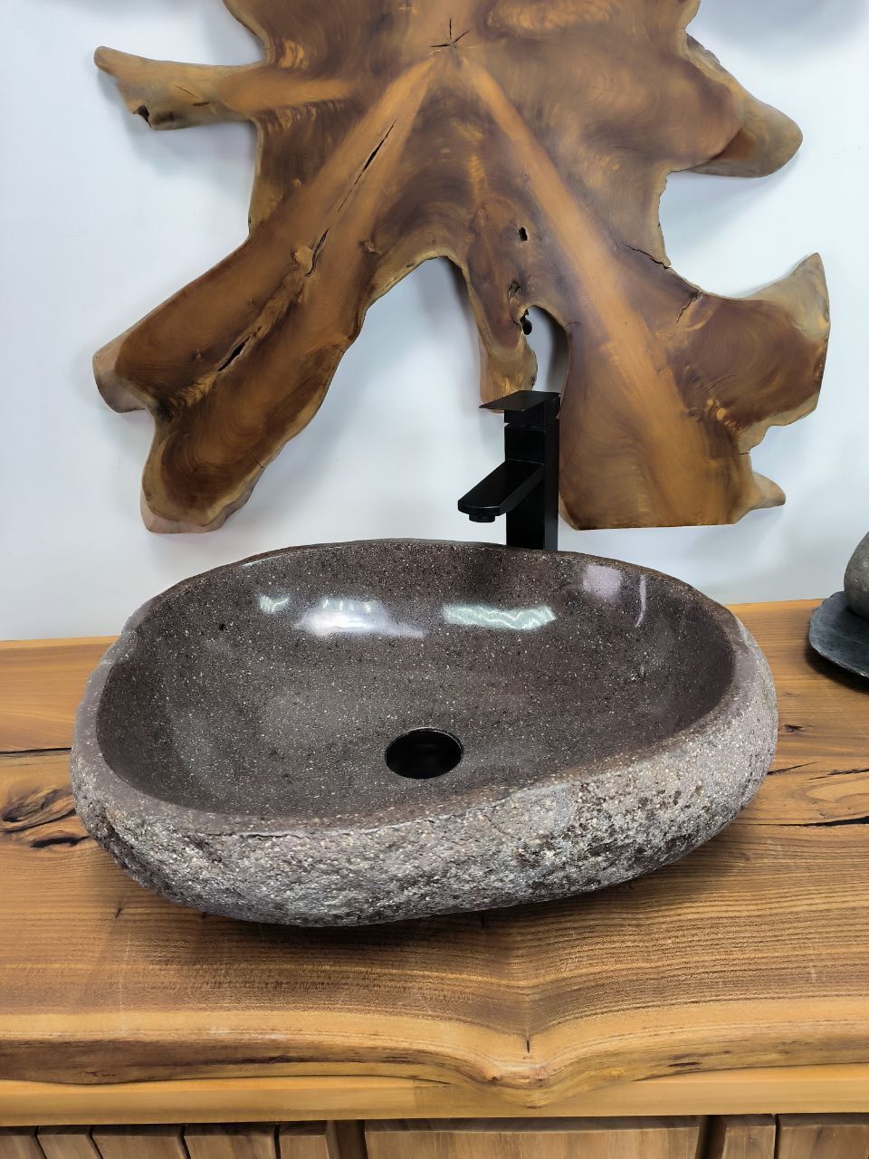 Раковина из речного камня RS-66431 55х42х15 из натурального камня