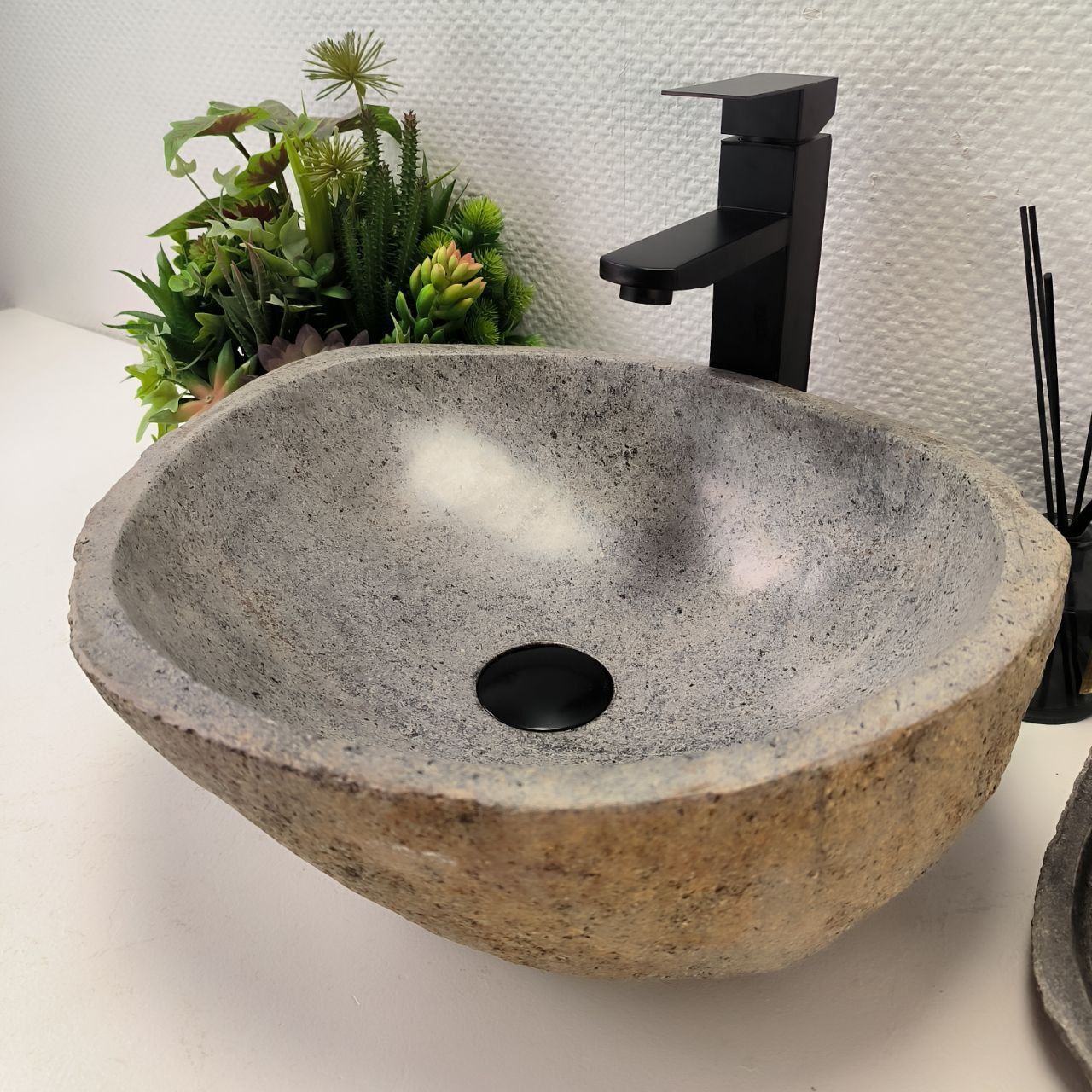 Раковина из речного камня RS-63892 (43*42*15) из натурального камня