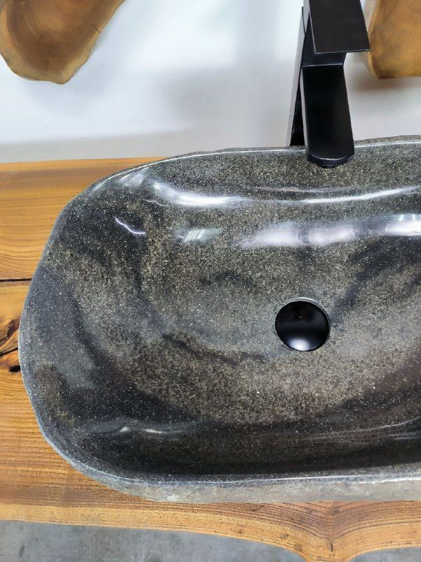 Раковина из речного камня RS-66707 60х38х15 из натурального камня