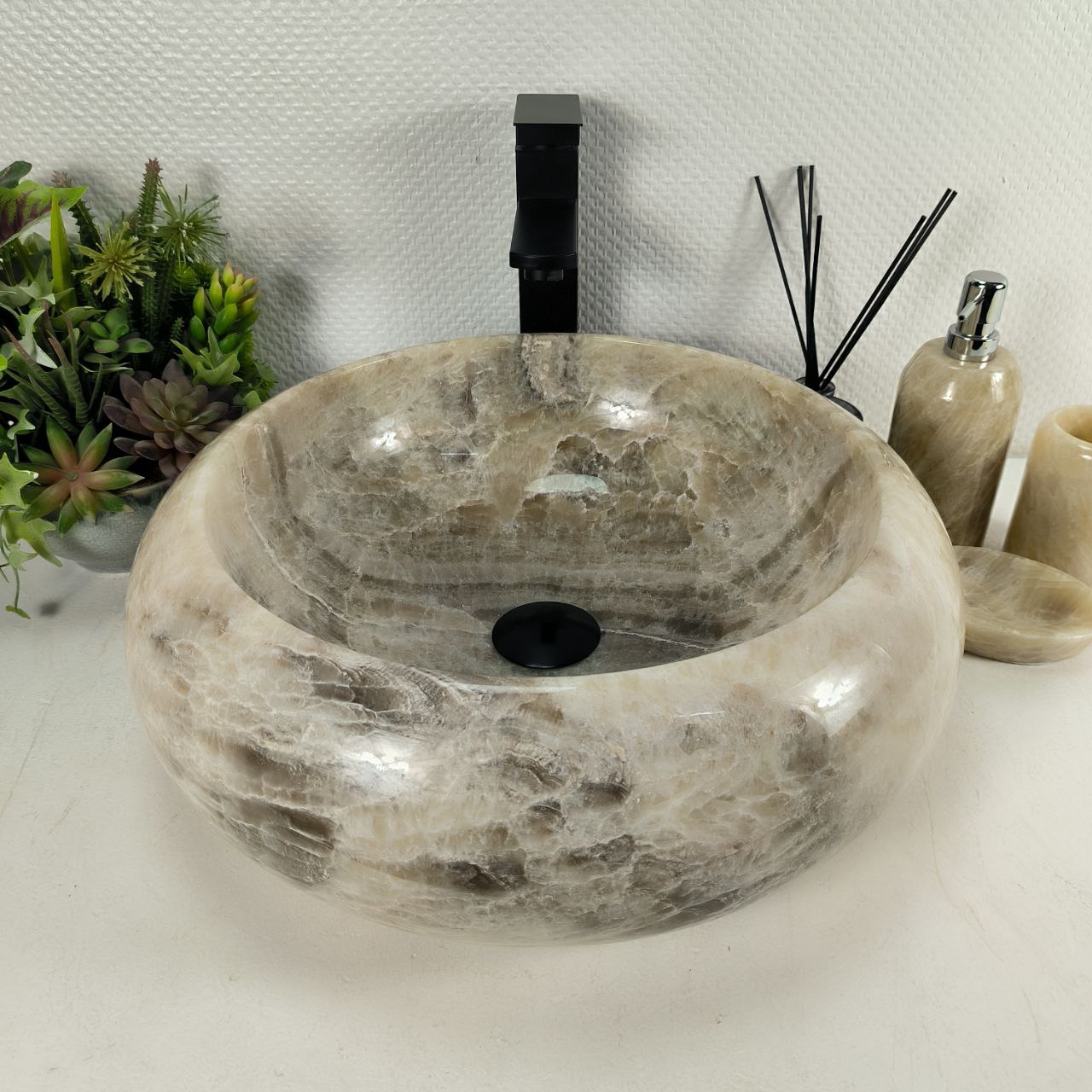 13wgc30duxucnk7i38vtg89hcl5w0ug9