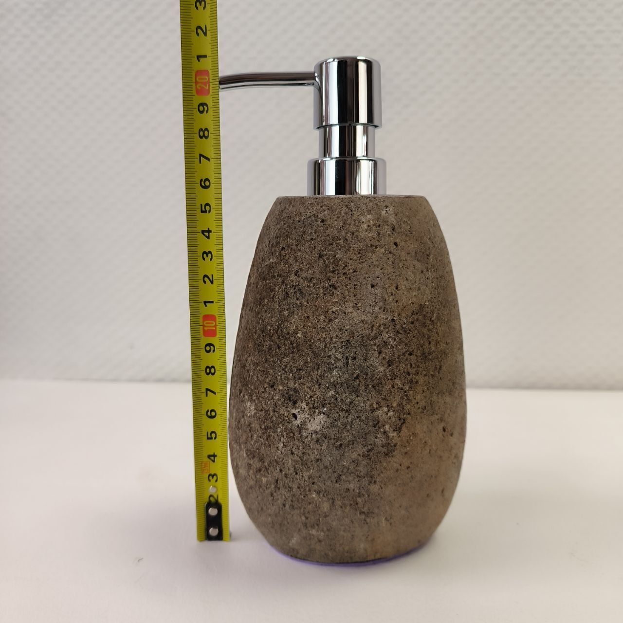 Дозатор из речного камня DRC-63794 (143)