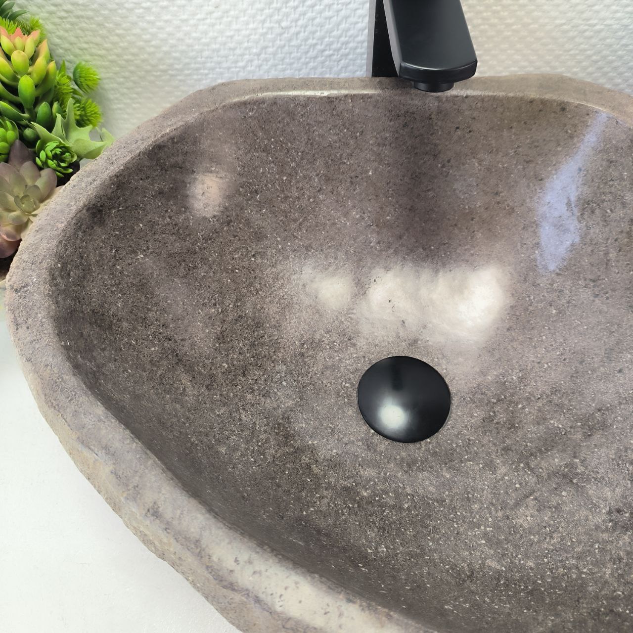 cimjmt23vi6exgy81d07rs1afou3ucwo