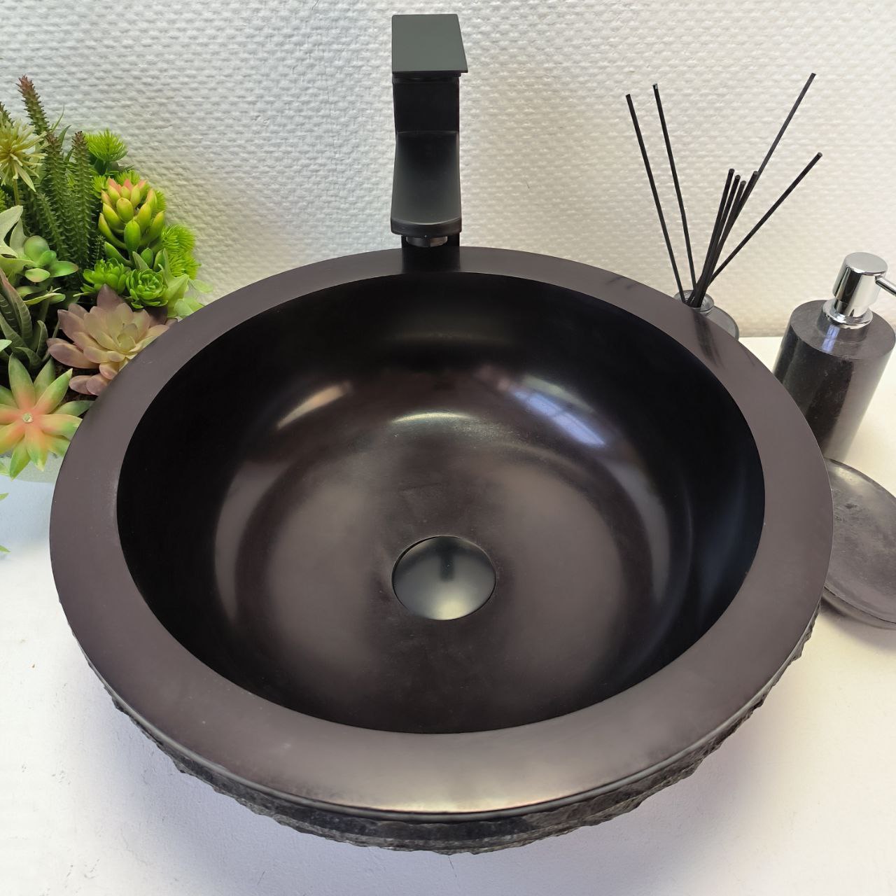 1qxy48vbziv8e1qkd1sr8qvyxsffpumv