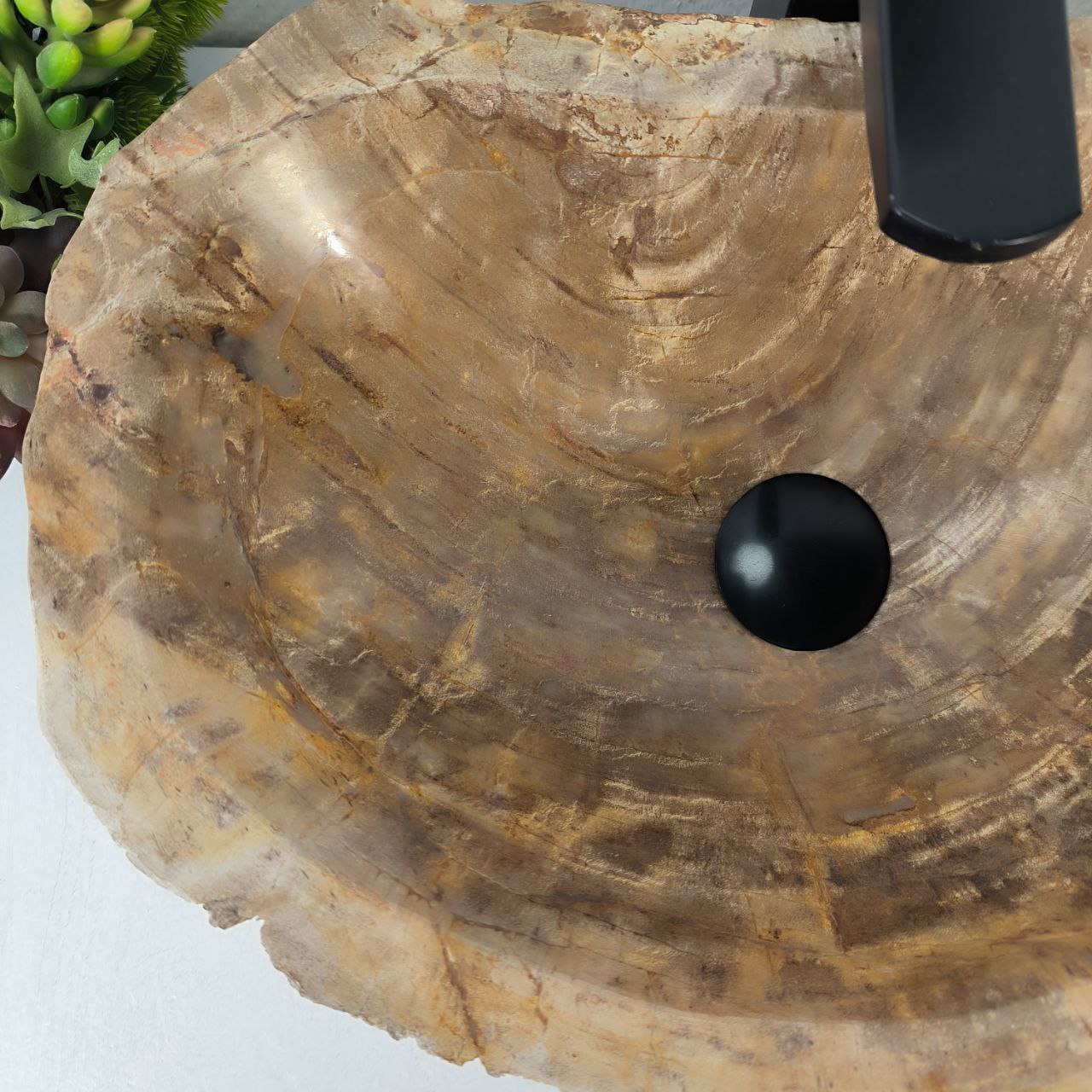 vofbog08v7jeg0yw498mq6is3mhujxuw