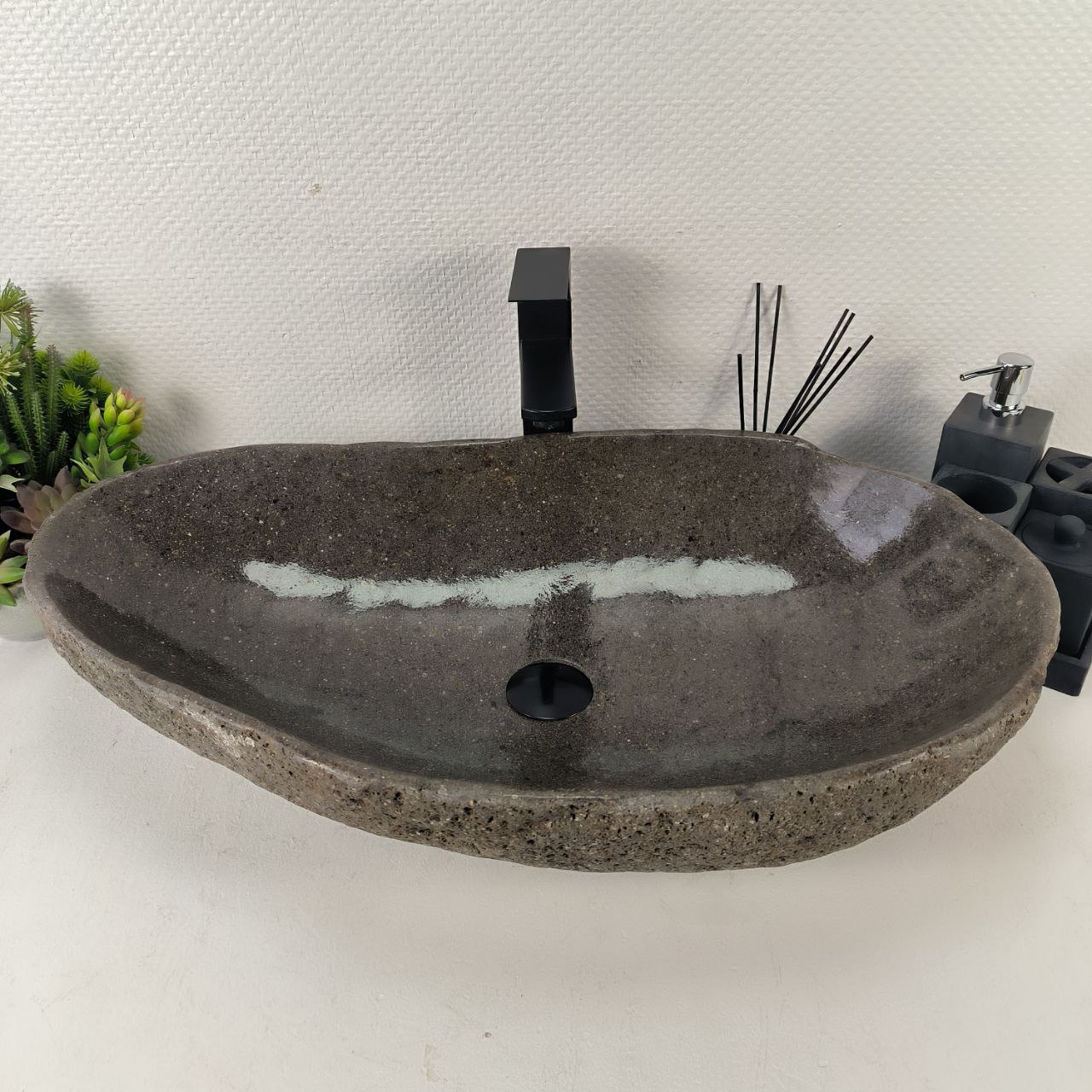 po4two4im0r6czfby8q5zzleey03m8ug