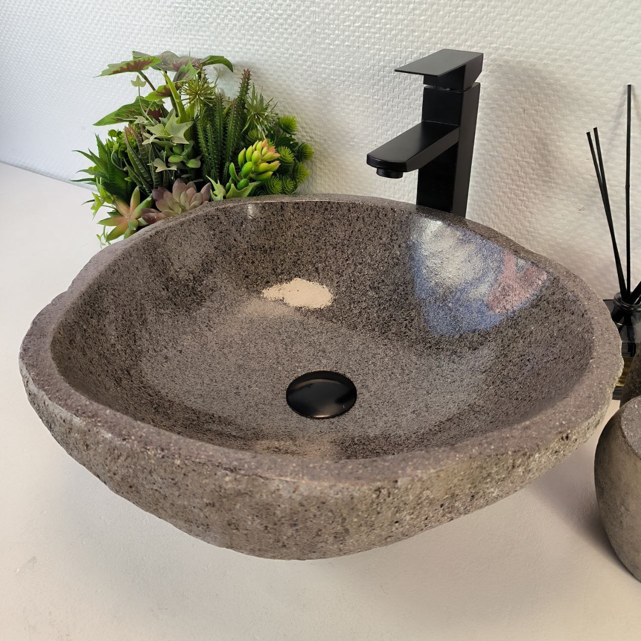 photo_2024-05-03_12-22-44