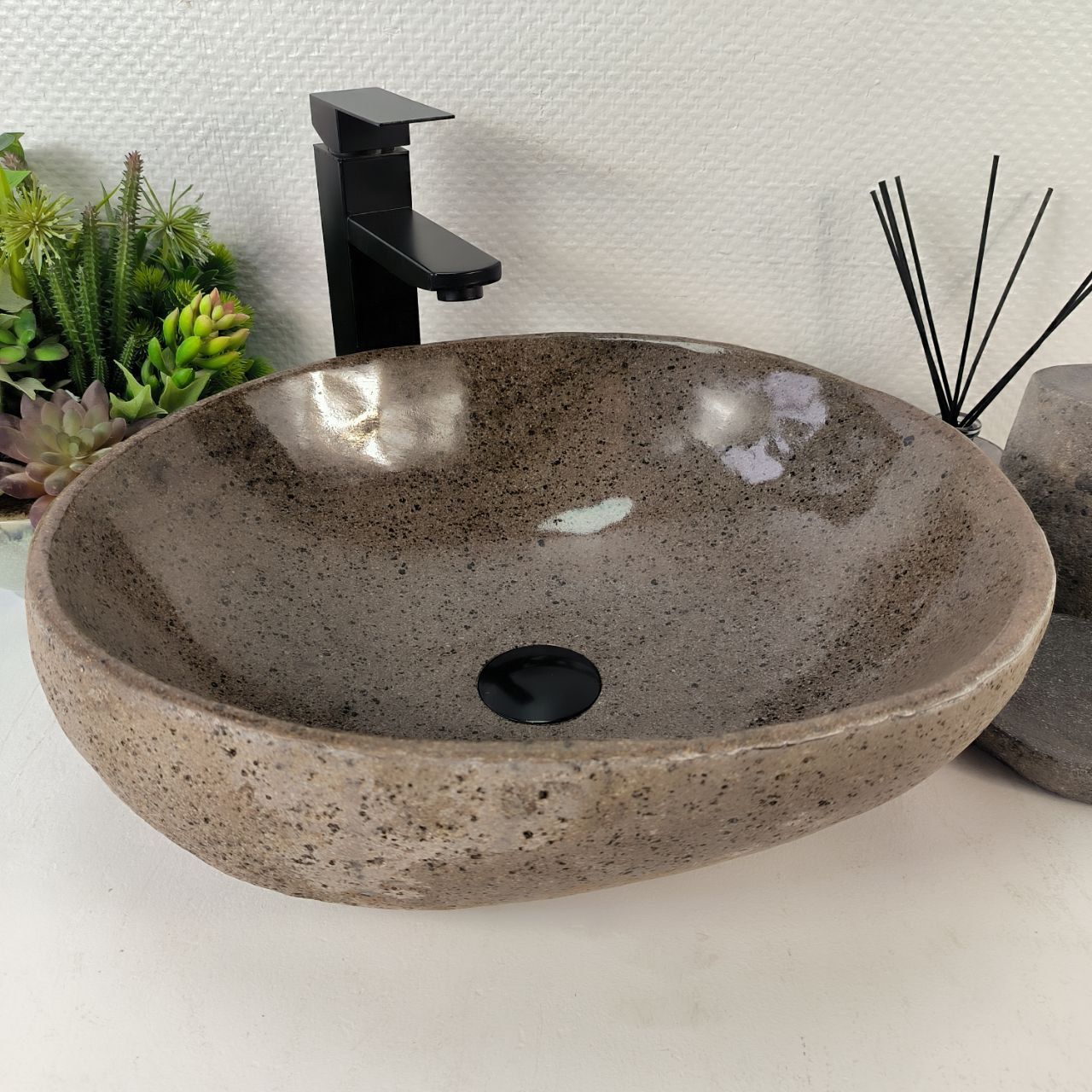 Раковина из речного камня RS-65209 45*39*15 из натурального камня