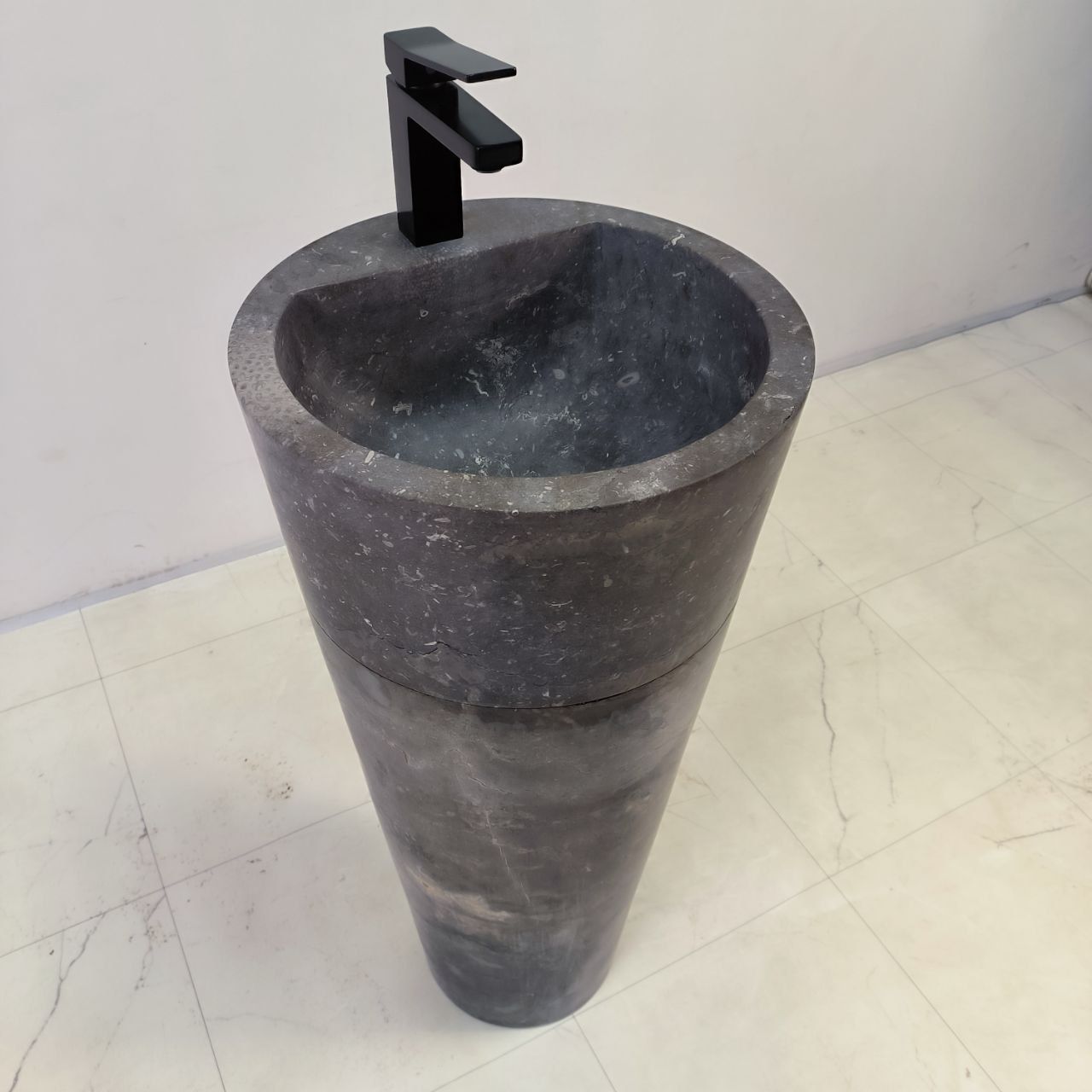 Раковина напольная из мрамора Black MN-66120 (40*40*90)