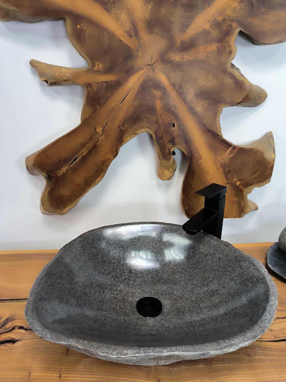 97ce0818-8b95-49e6-b05d-6c10b05c0654