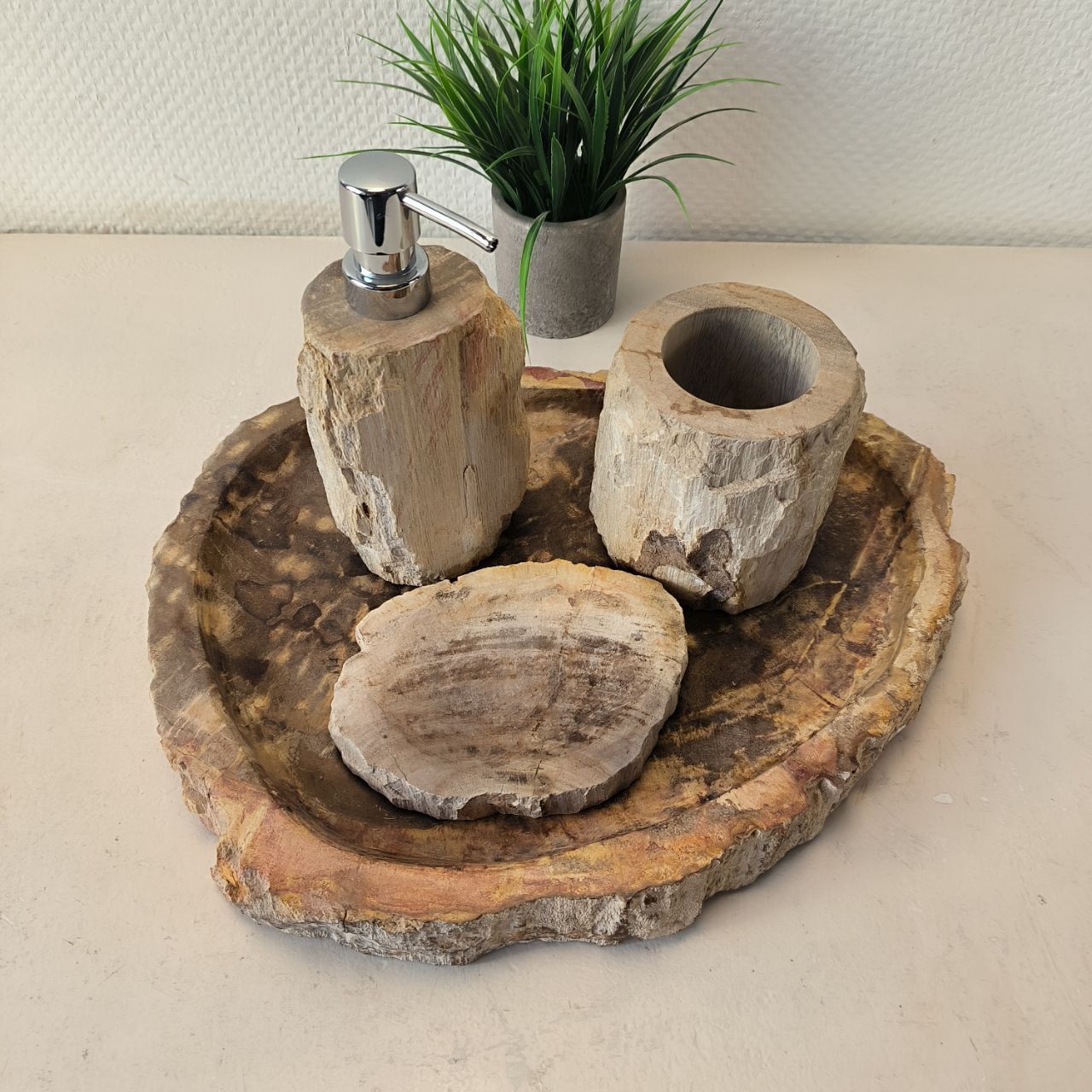 Набор из окаменелого дерева 4 предм Fossil Set NF-63066 поднос 30см*44см
