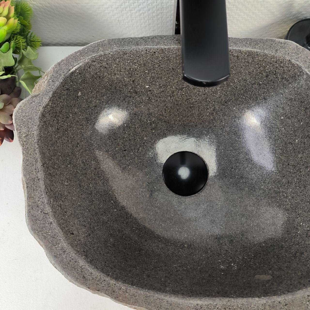 Раковина из речного камня RS-64933 40*31*16 из натурального камня