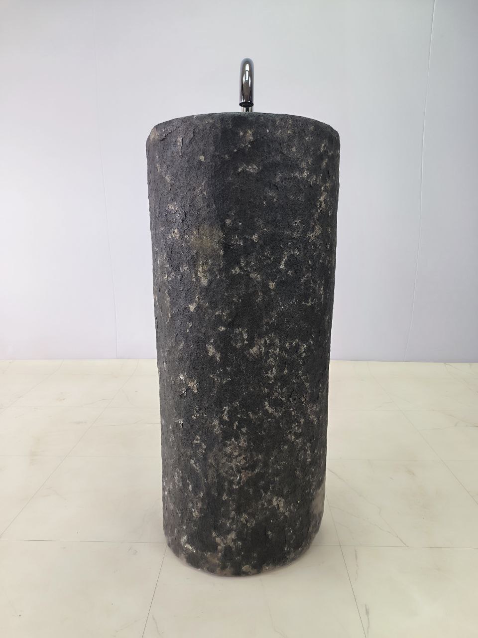 cb4e5624-8614-4811-a21b-38a2ab80020e