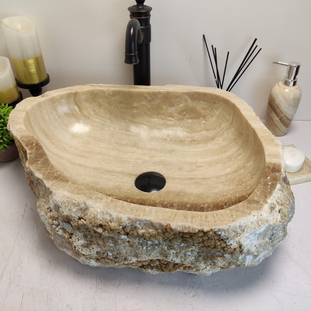 9a90933aa7d95d62943438180ecc11b9