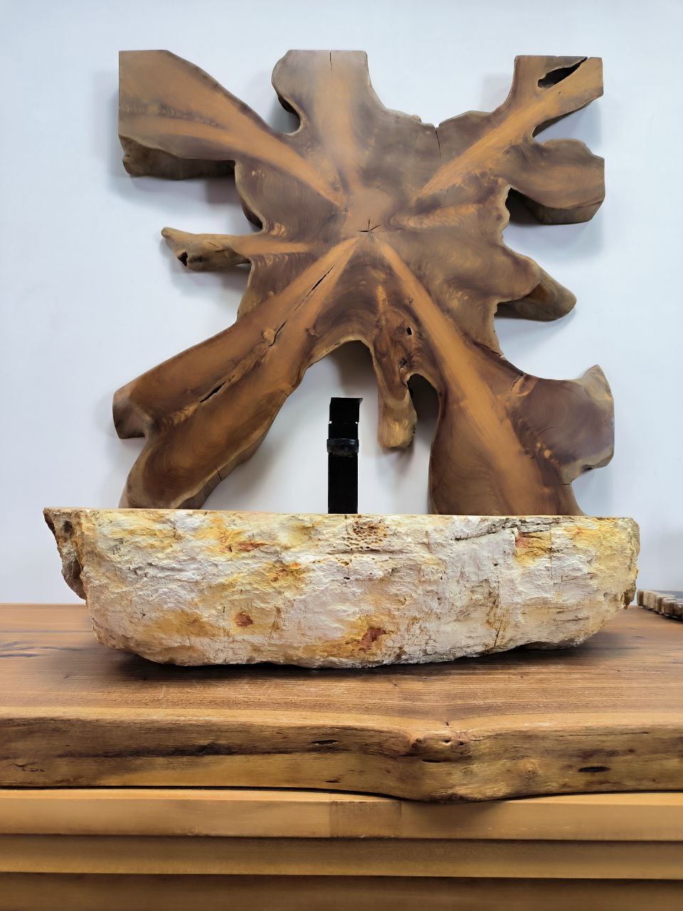 13c4ed5b-75e3-4dfb-ae11-b8a78564e1d4