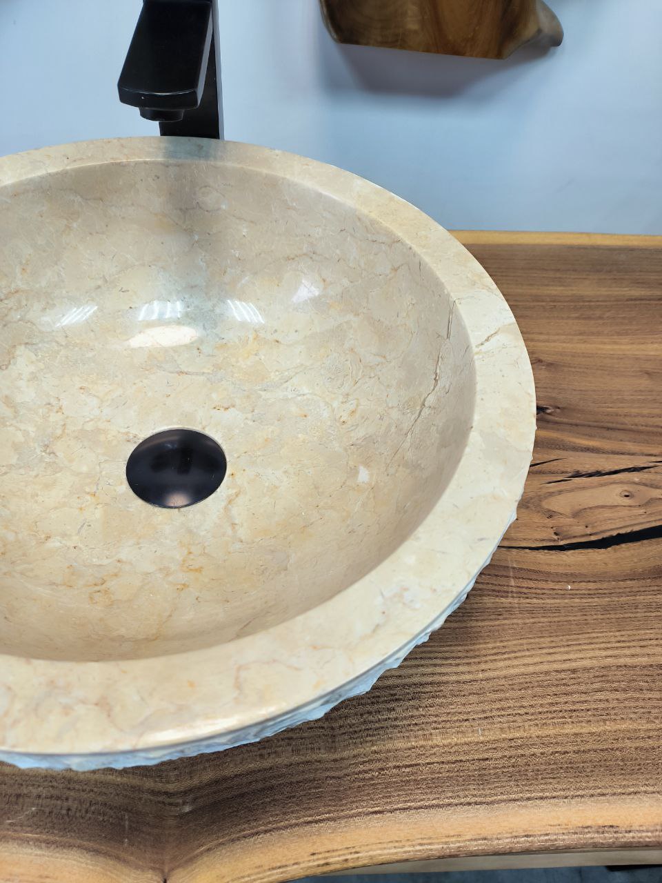 photo_2025-05-14_18-14-41