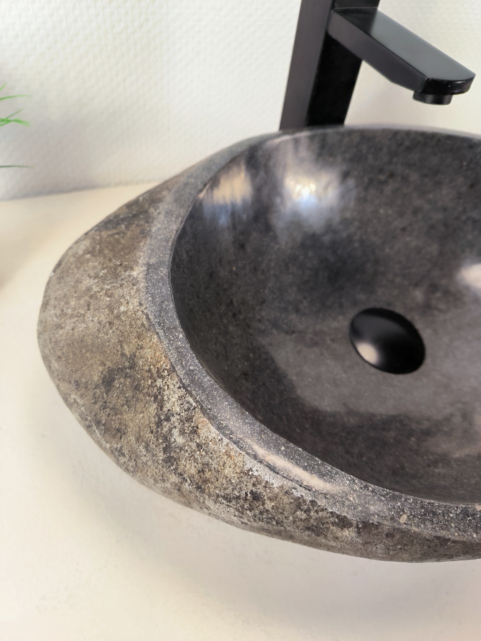 Раковина из речного камня RS-66000 50х33х15 из натурального камня