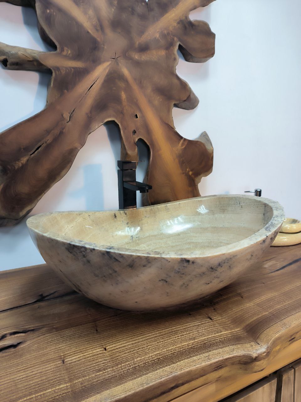 c907c7b7-1f5d-433b-bb54-20057e688e7d