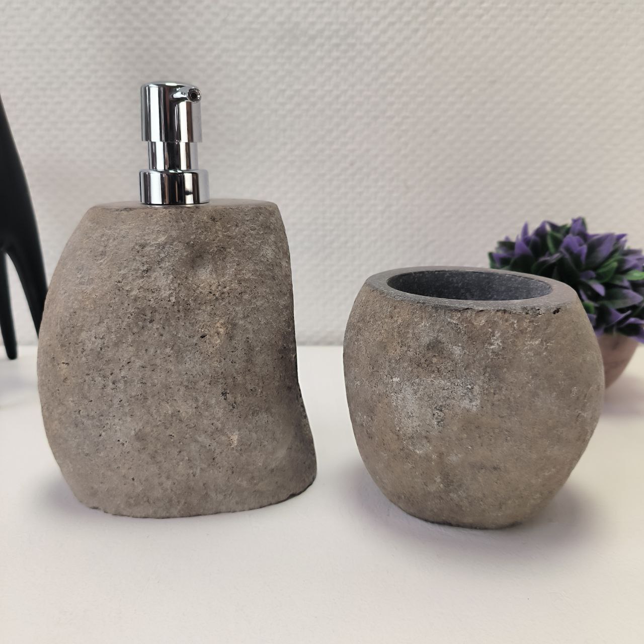 7mv5hh739c32jwltrk2a8px2tf7zzg13