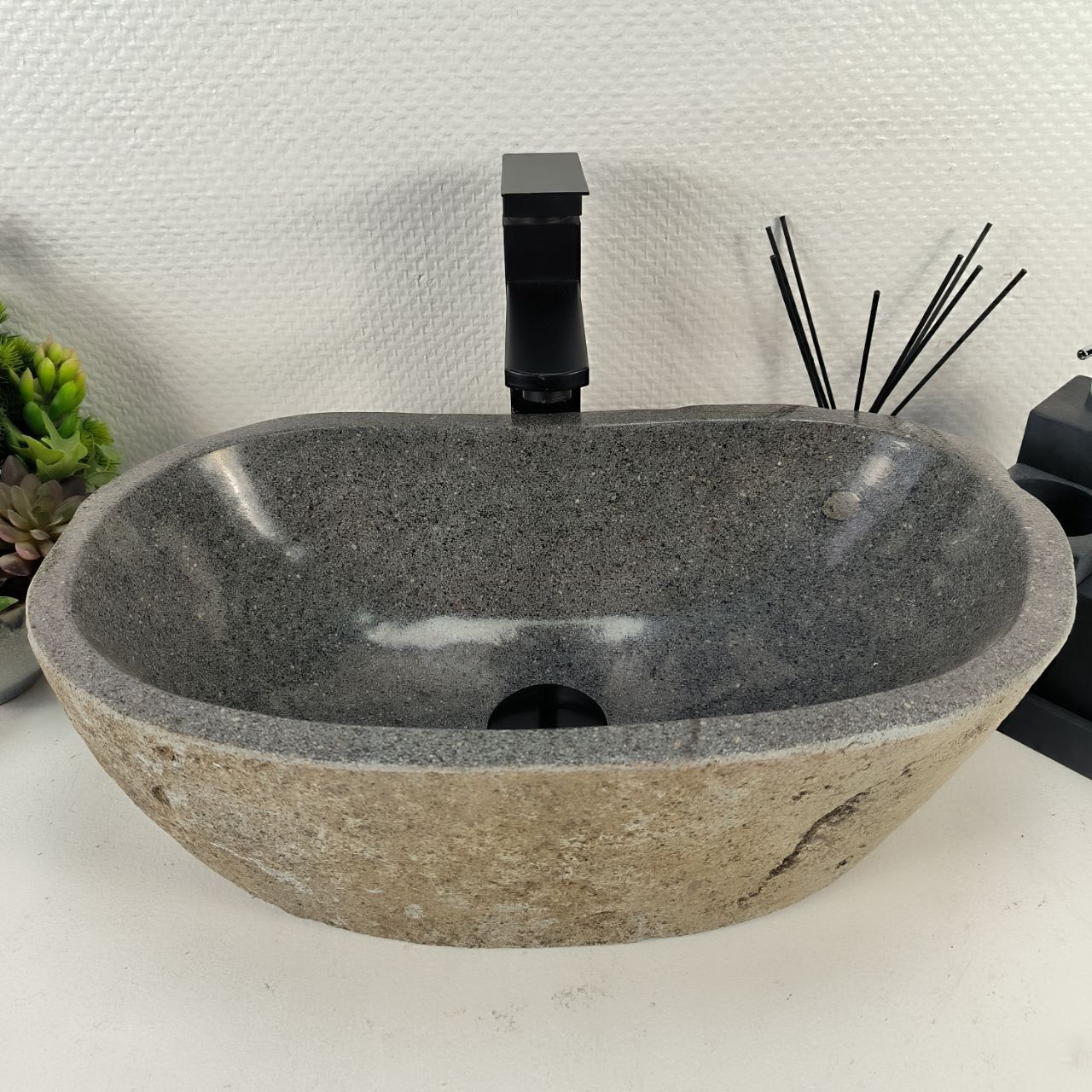 Раковина из речного камня RS-64937 49*30*16 из натурального камня