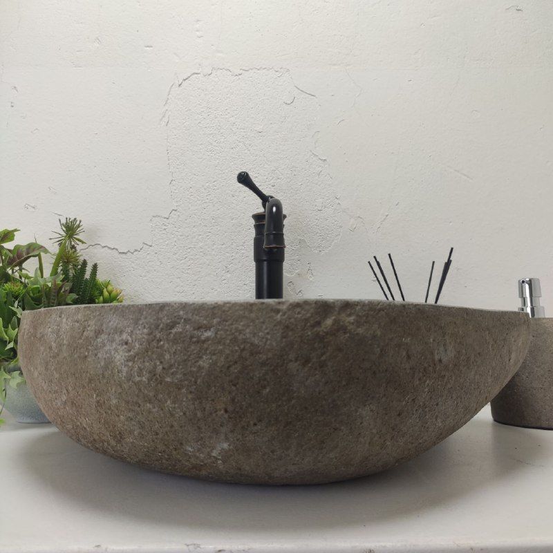 Раковина из речного камня RS-61753 (57*51*15) из натурального камня