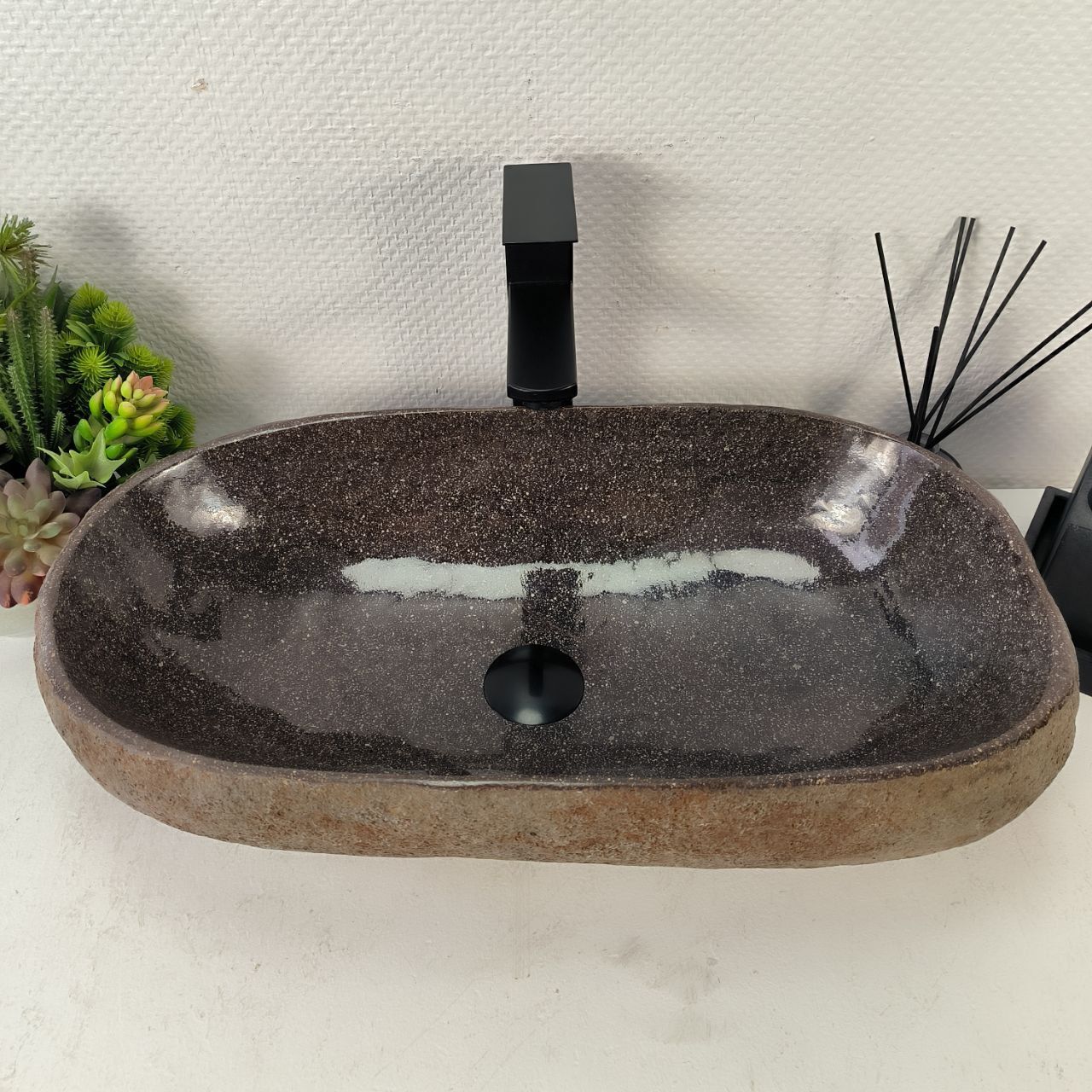 Раковина из речного камня RS-65047 58*34*15 из натурального камня