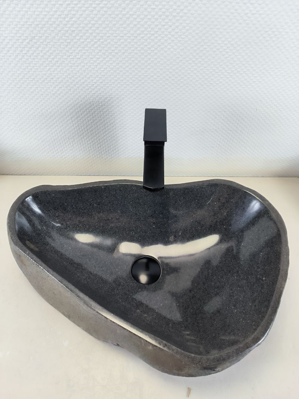 Раковина из речного камня RS-66239 56х38х15 из натурального камня