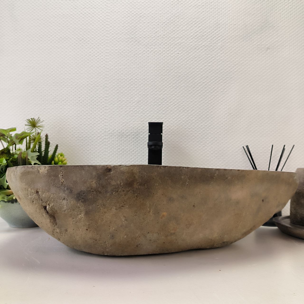 v3nuew3pi0y2b6gu8s9e2p9dz0e25z9n