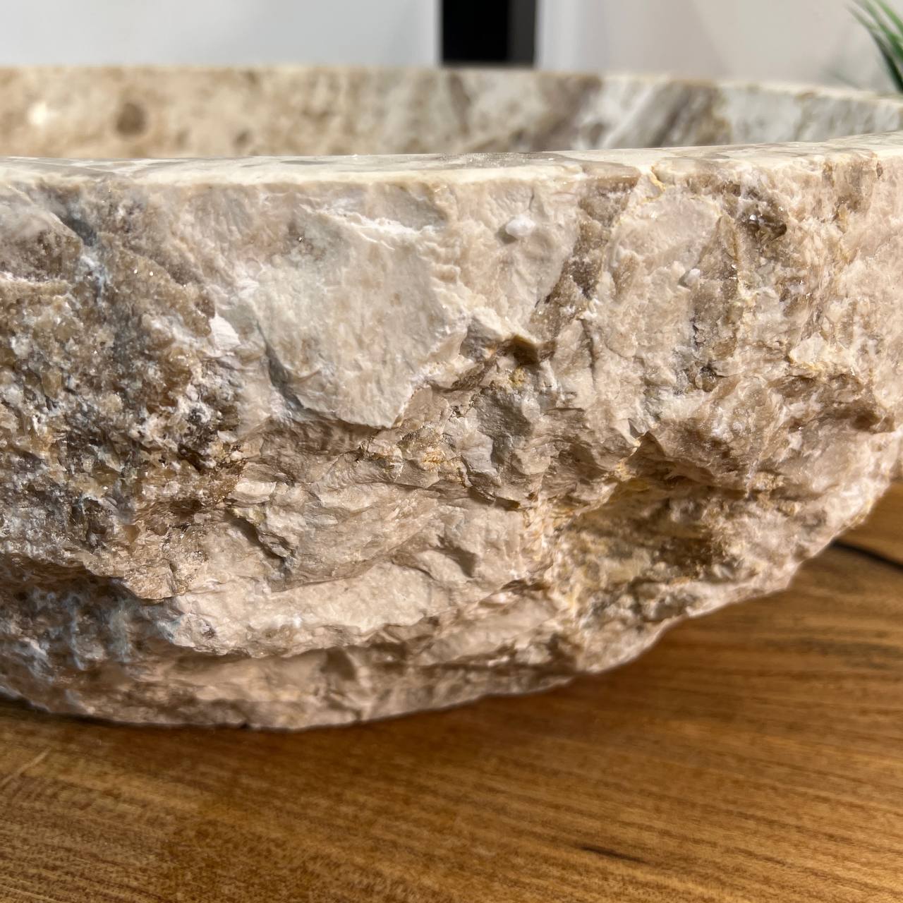 Раковина из мрамора Erozy Cream EM-66980 51*40*15 из натурального камня
