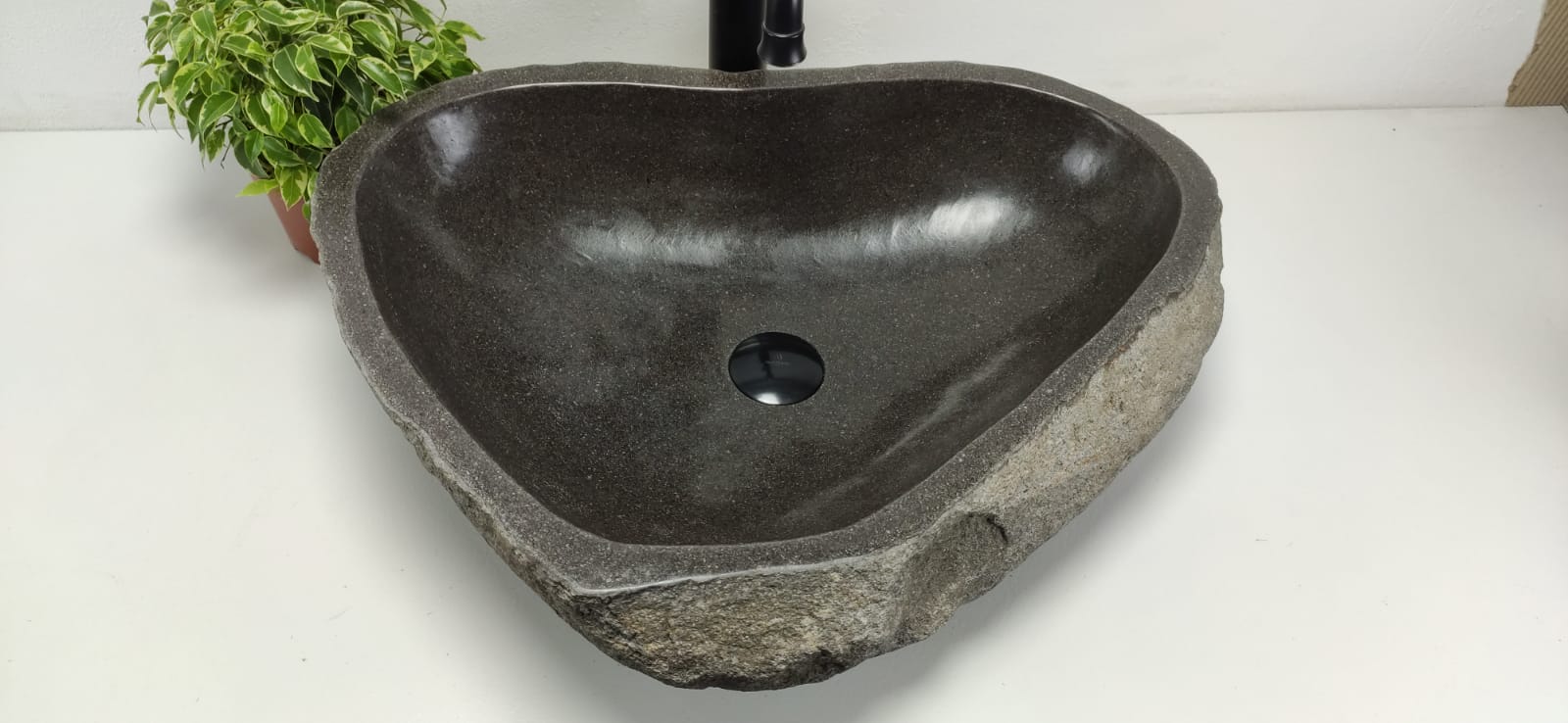 y0thxjholbx3qq40yj5uppq5e0ml9906