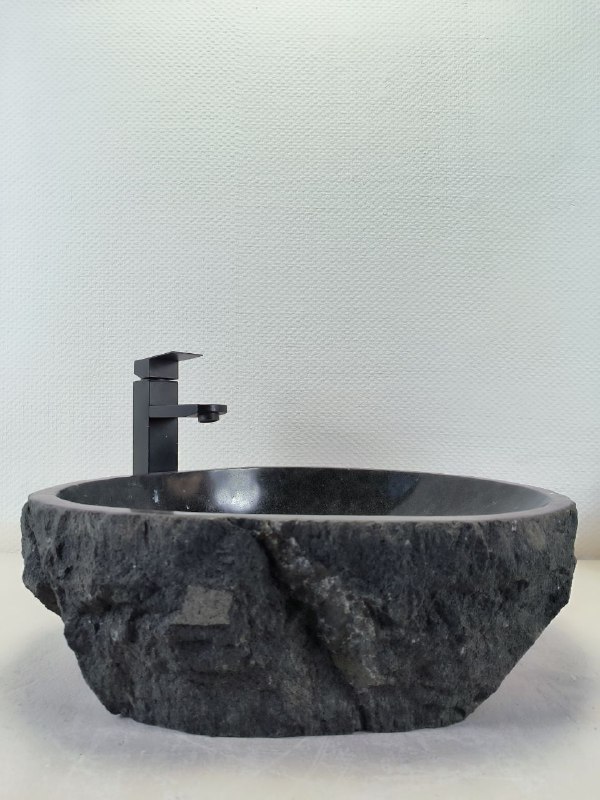 2437ef2e-a582-4cb1-b624-a7eead1d6135