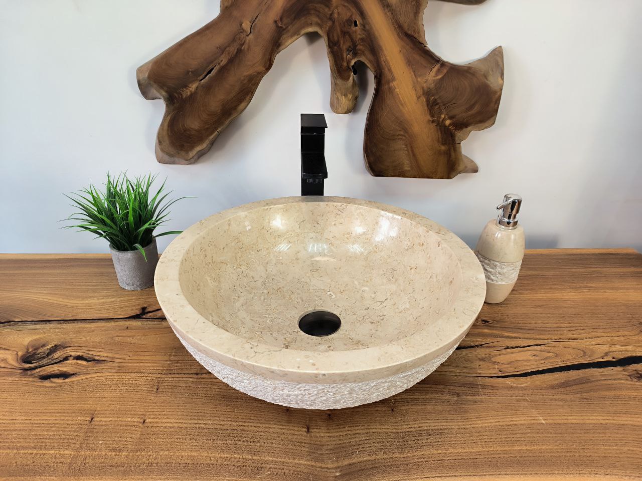 photo_2025-05-15_12-12-50