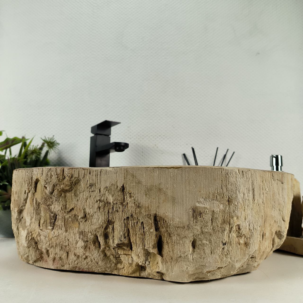 zgiym6hpixuo14eet3v866emx9tt96bx