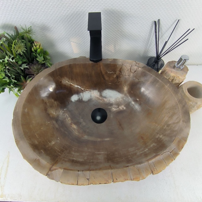 m5ubt3muq4ut5bh4nthm8ahvoua486oc