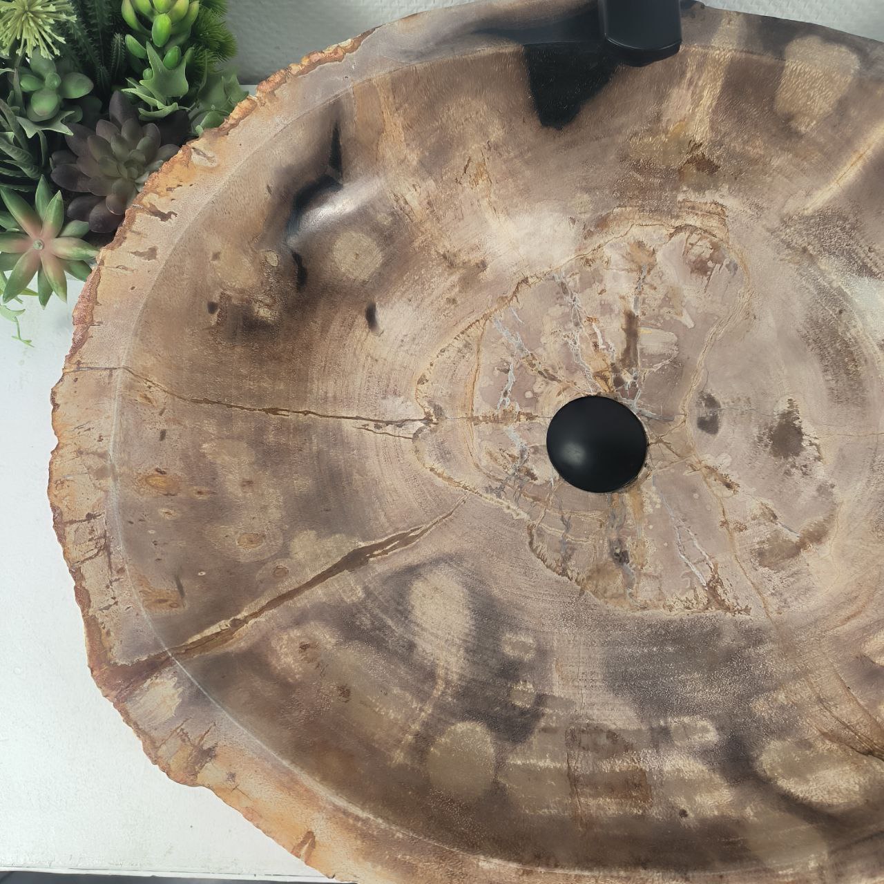 kf1j8u20nn4h1w4j0t7062mm3h5o3ldc