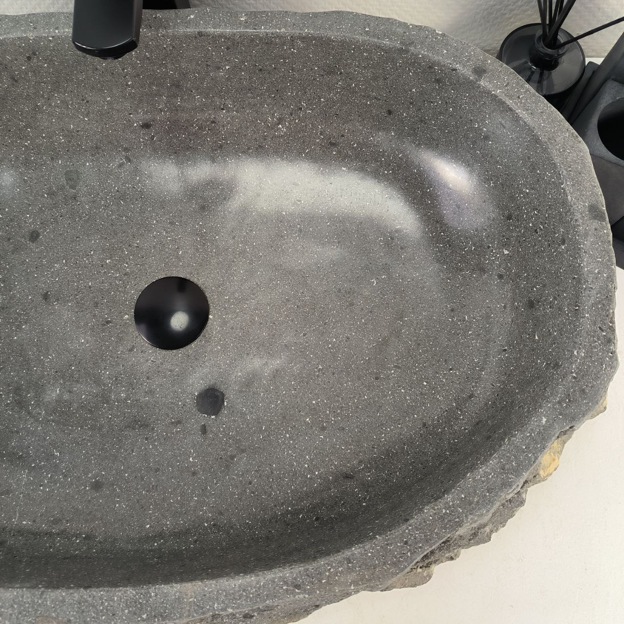 60m2v59rjow6425jq5h8zbuuz5so83eo