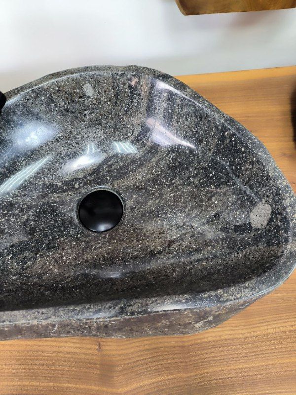 Раковина из речного камня RS-66276 47х31х14 из натурального камня
