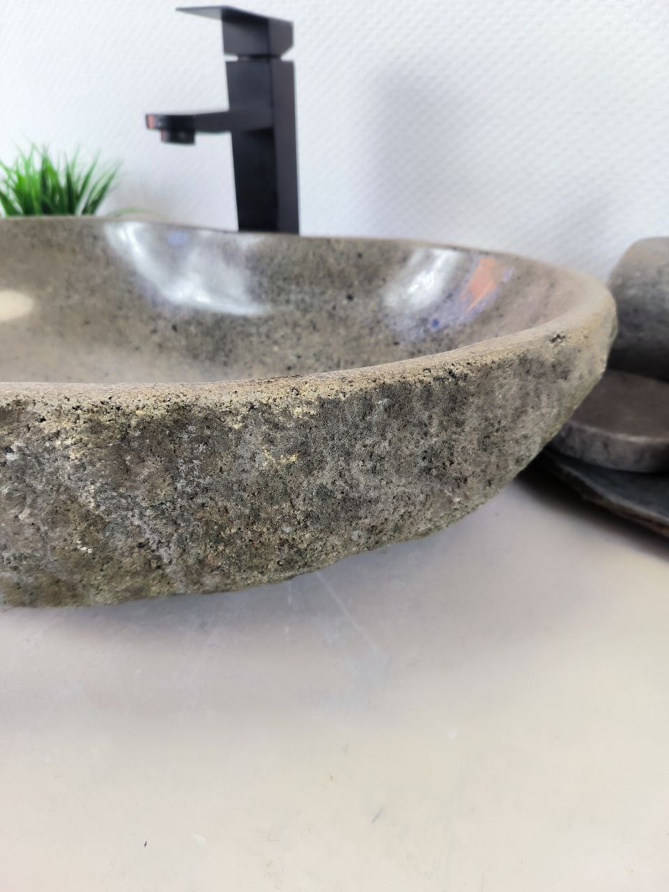 2efac818-b860-4370-a35c-a4918ff46f3d