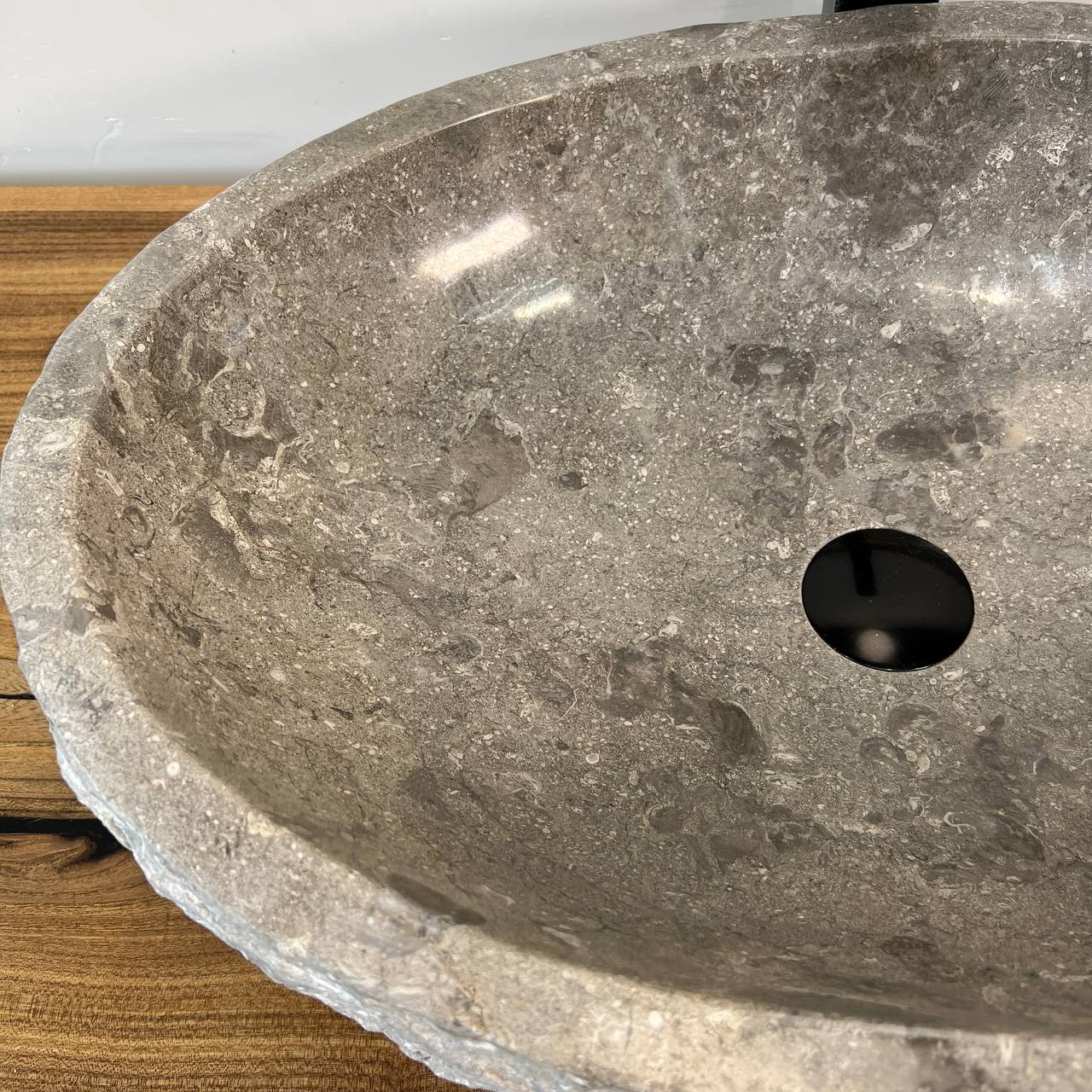 Раковина из мрамора Erozy Grey EM-66990 60*42*15 из натурального камня